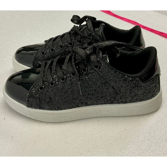 Black Glitter Sneakers – Perfect for Concerts & Night Out! - Picture 7 of 7